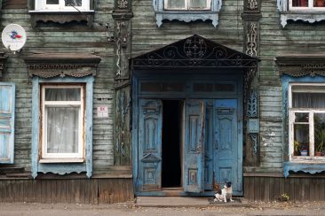 Wooden house in Karla Libknekhta Street