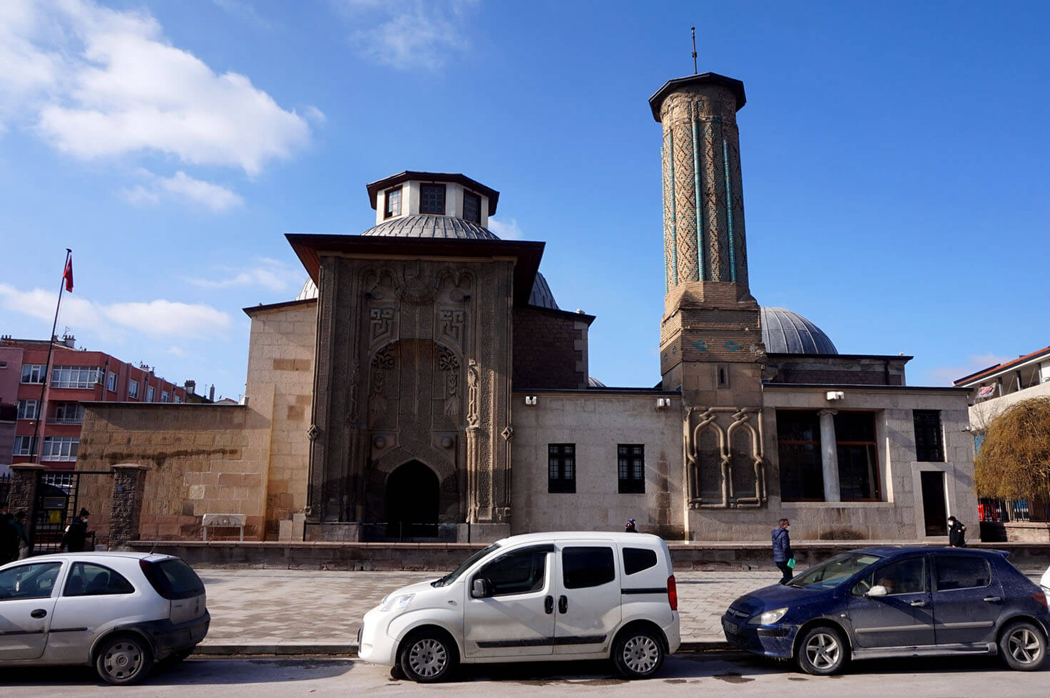 Inçe Minare Madrasa