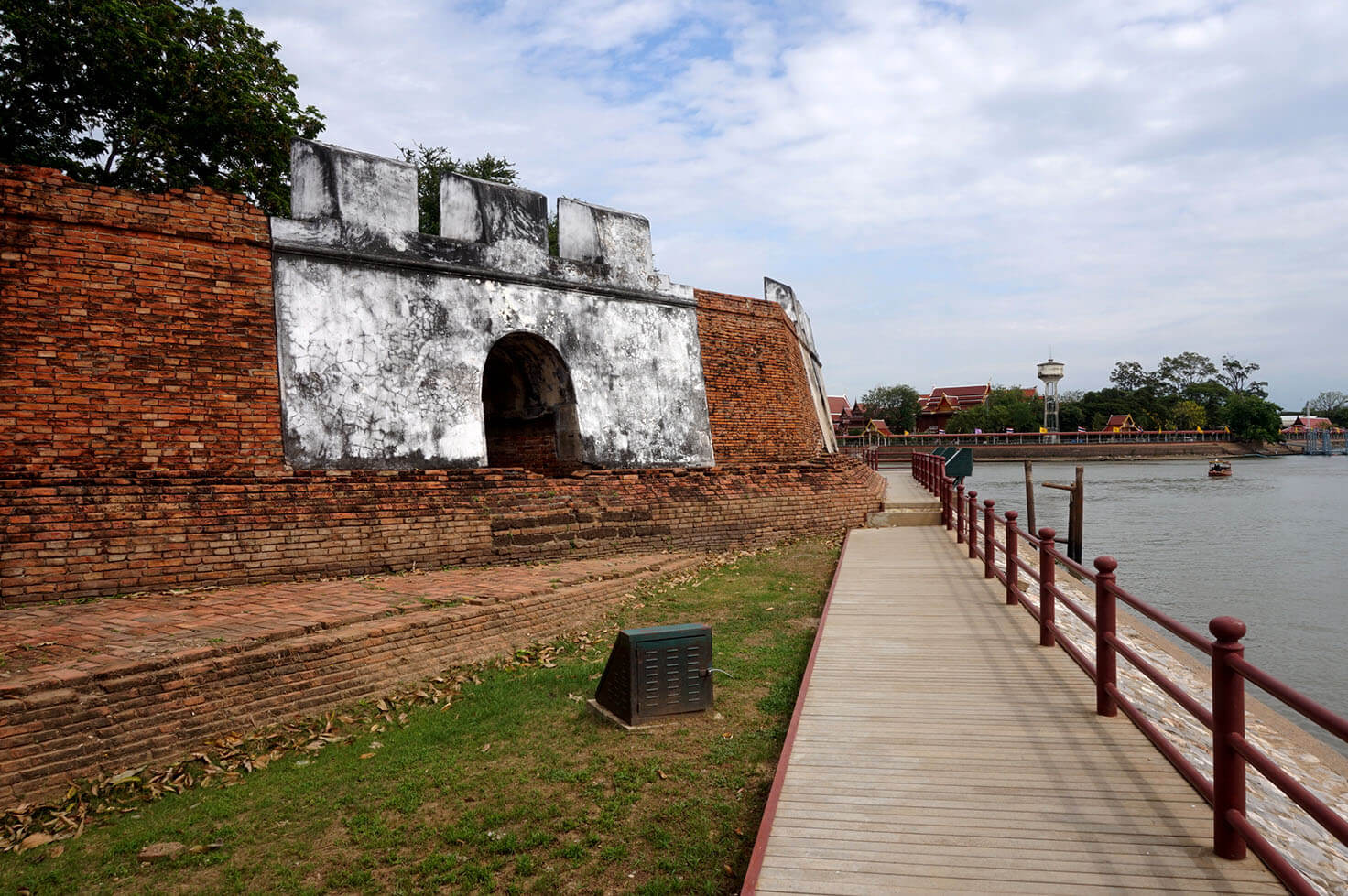 Baan Pomphet Fortress