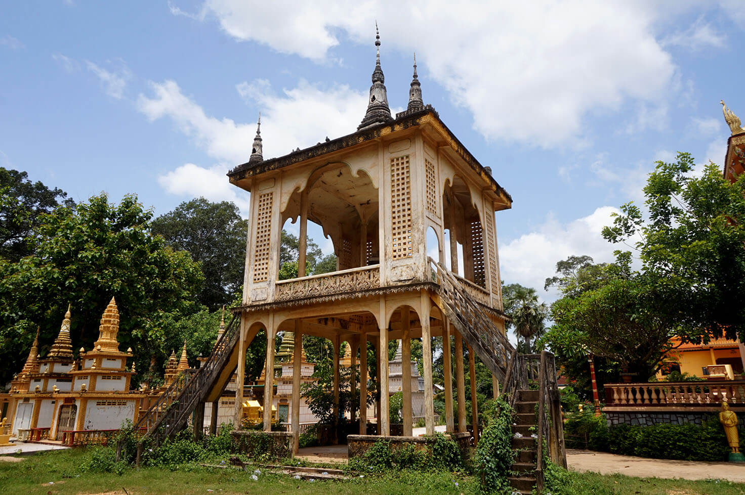 Preah Chan Reachea Pagoda Chhlong