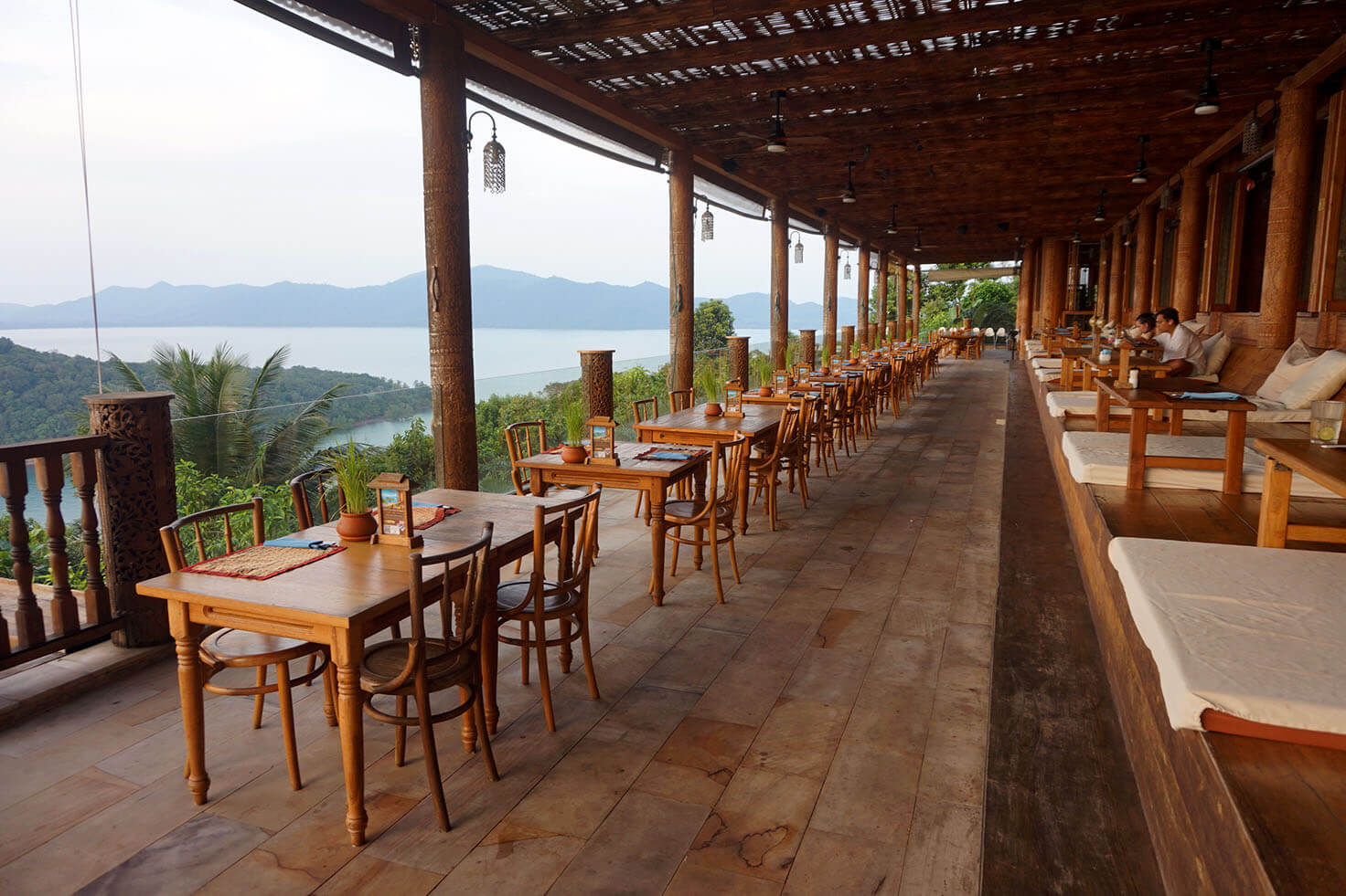 Fancy restaurant at Santhiya