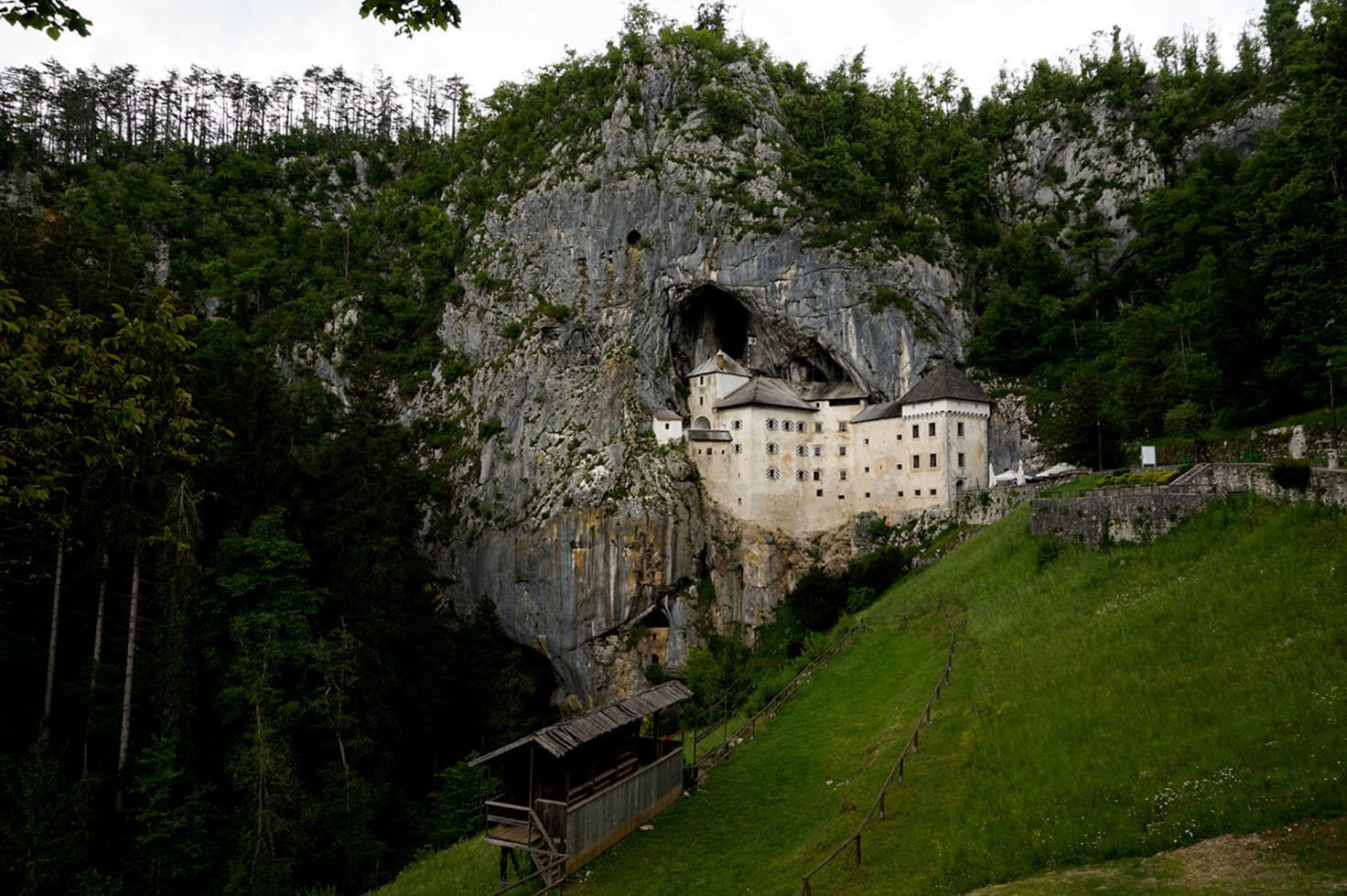 Predjama Castle