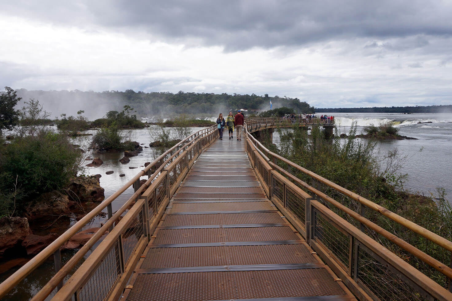 Walk in the Iguazu Falls