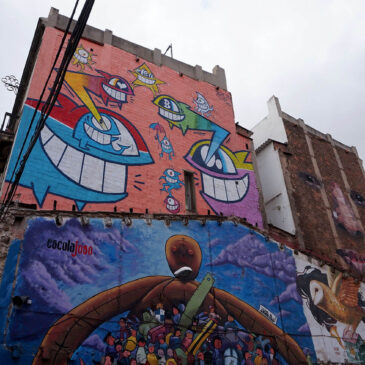 Creu Coberta Meeting Point graffiti