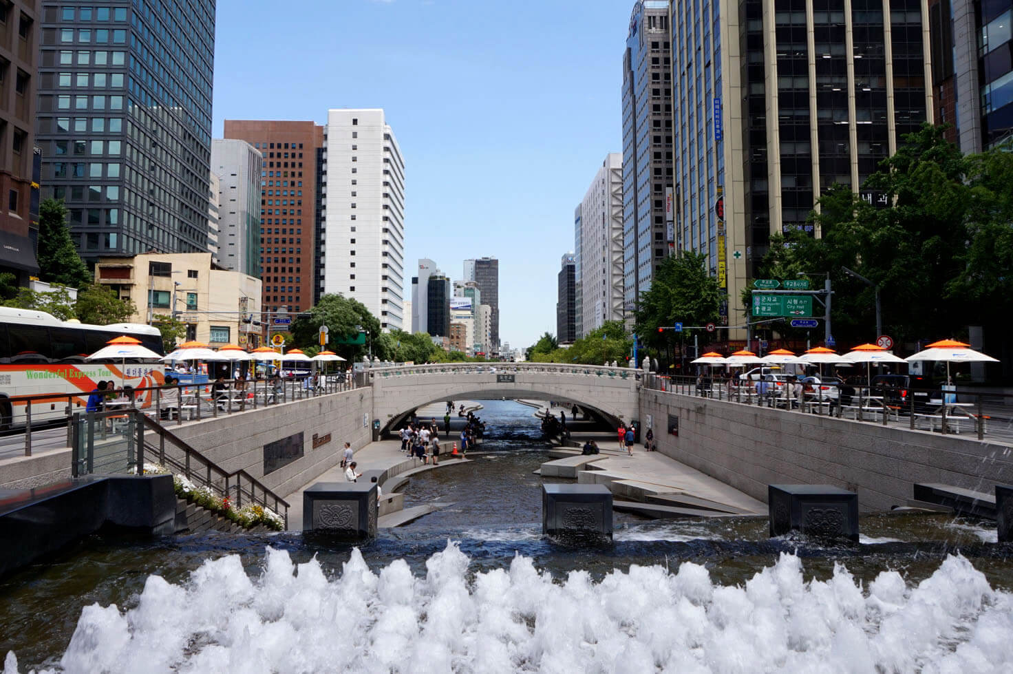 Cheonggyecheon creek