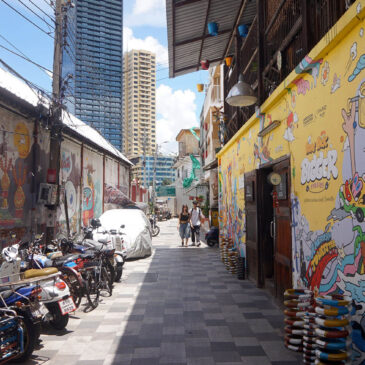 Street Art in Trok San Chao Rong Kueak Street in Talat Noi