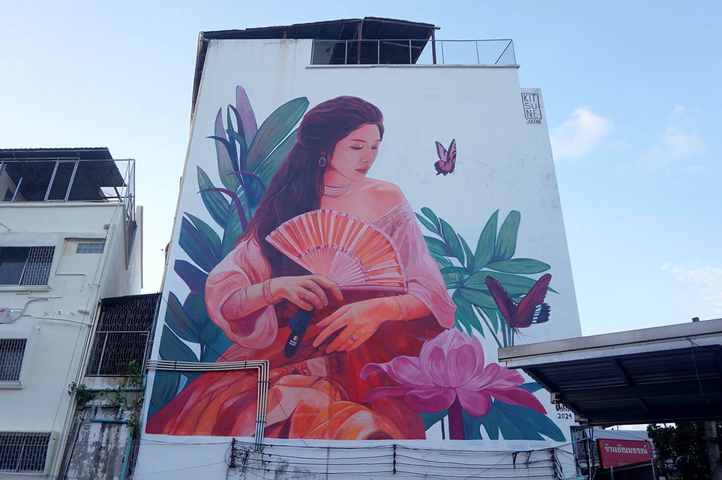 Mural in Song Wat - Belgium Thailand